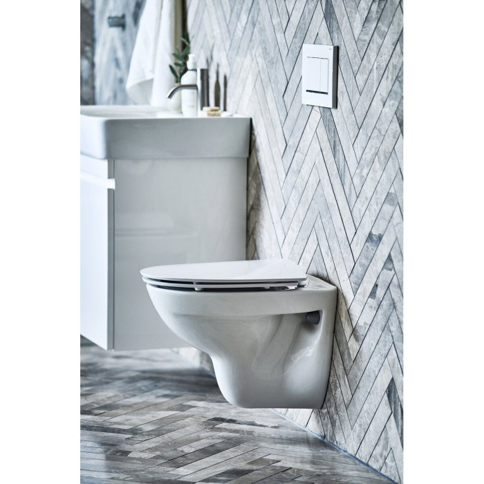 Ciets WC poda vāks IFO Inspira, maigi izliekts