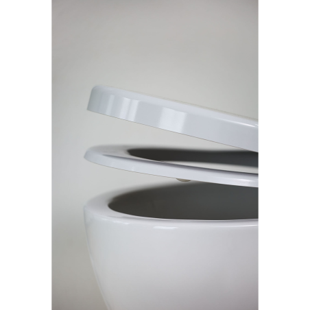 Ciets WC poda vāks IFO iCon, maigi izliekts