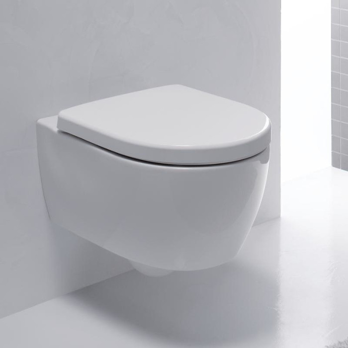 Hanging toilet with lid KERAMAG iCon with slow close lid