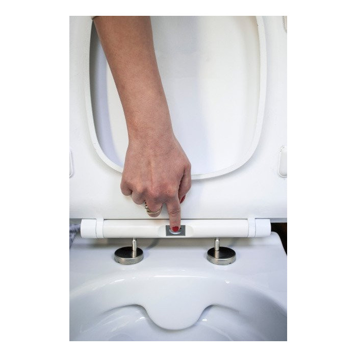 Pakabināms WC pods CERSANIT Caspia ar CleanOn tehnoloģiju un plānu lēni veramu vāku