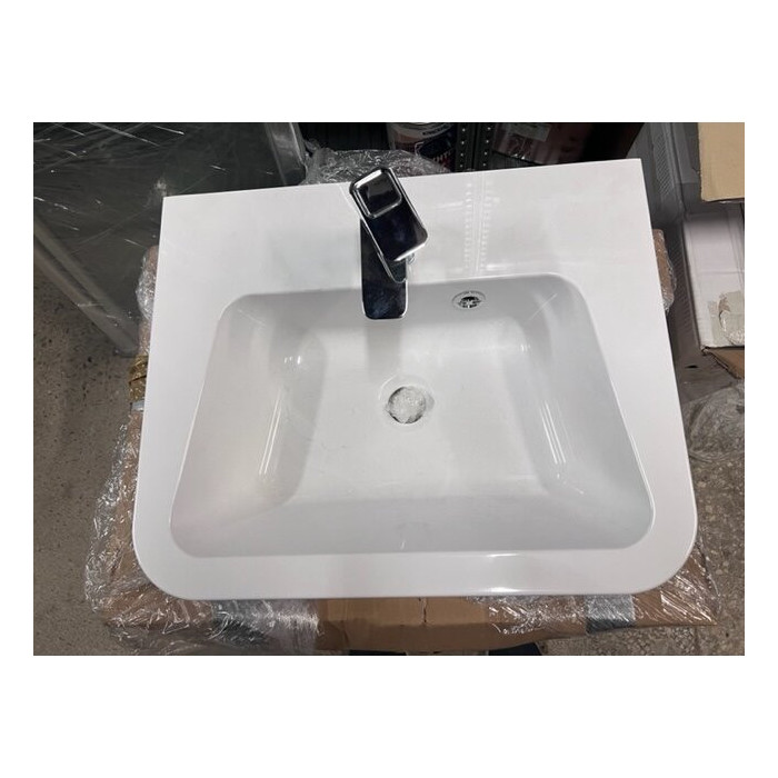 Bathroom furniture sets in RAVAK 4 in 1, from displays