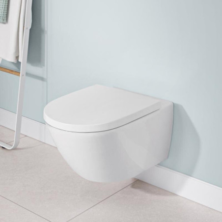 Potinkamā WC rāmja (4 in 1 Black) komplektā ir tualetes pods Villeroy & BOCH Subway 3.0 Twist flush ar lēni aizveramu vāku no ke