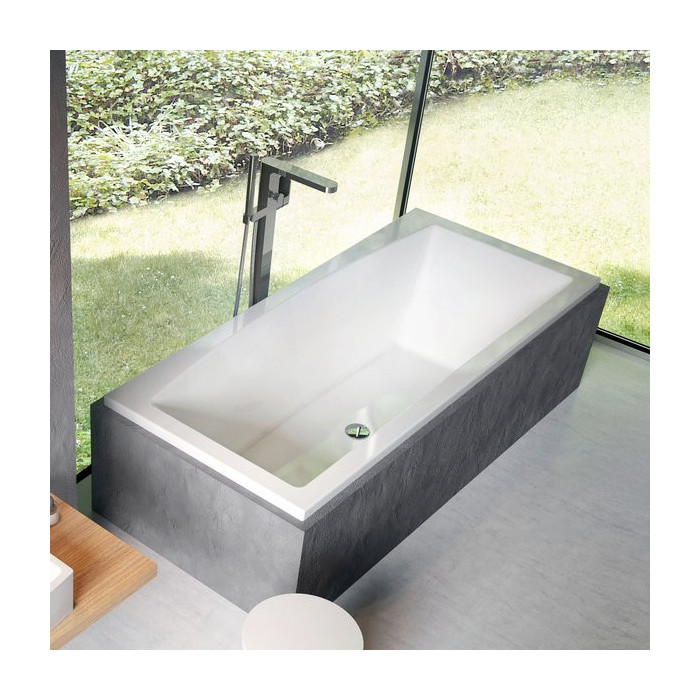 Acrylic rectangular bathtub RAVAK Formy 02