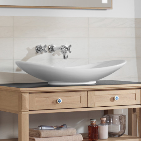 The sink is installed VILLEROY & BOCH My Nature 810 x 410 mm