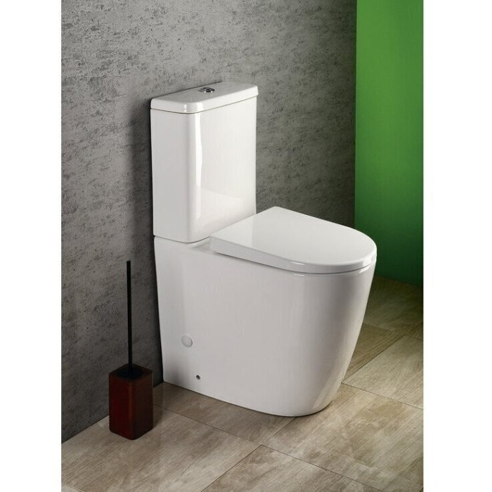 The SAPHO Turku Rimless unit with a slow-closing lid is being installed.