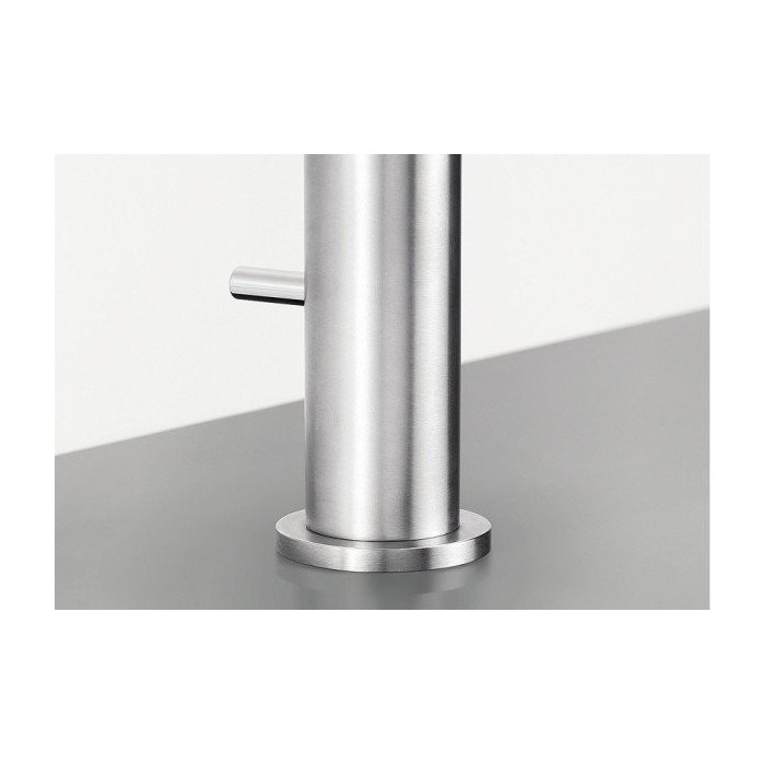 Кухонный смеситель BLANCO Vonda, хромированный