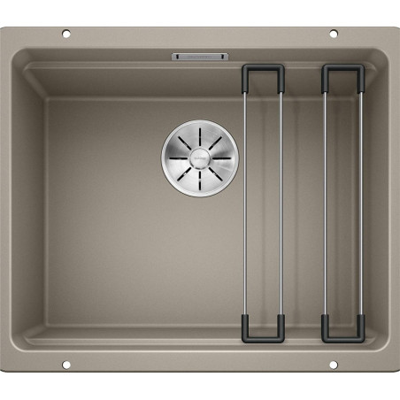 Under the countertop, a BLANCO ETAGON 500-U sink is installed, 53x46 cm, Truffle.