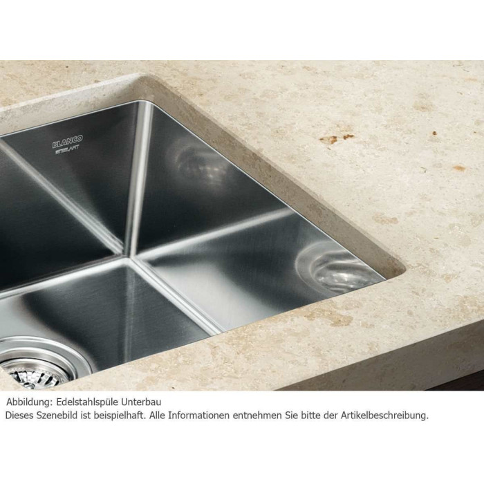 Под столешницей установлена мойка BLANCO CLARON 500-IF, 54x44 см